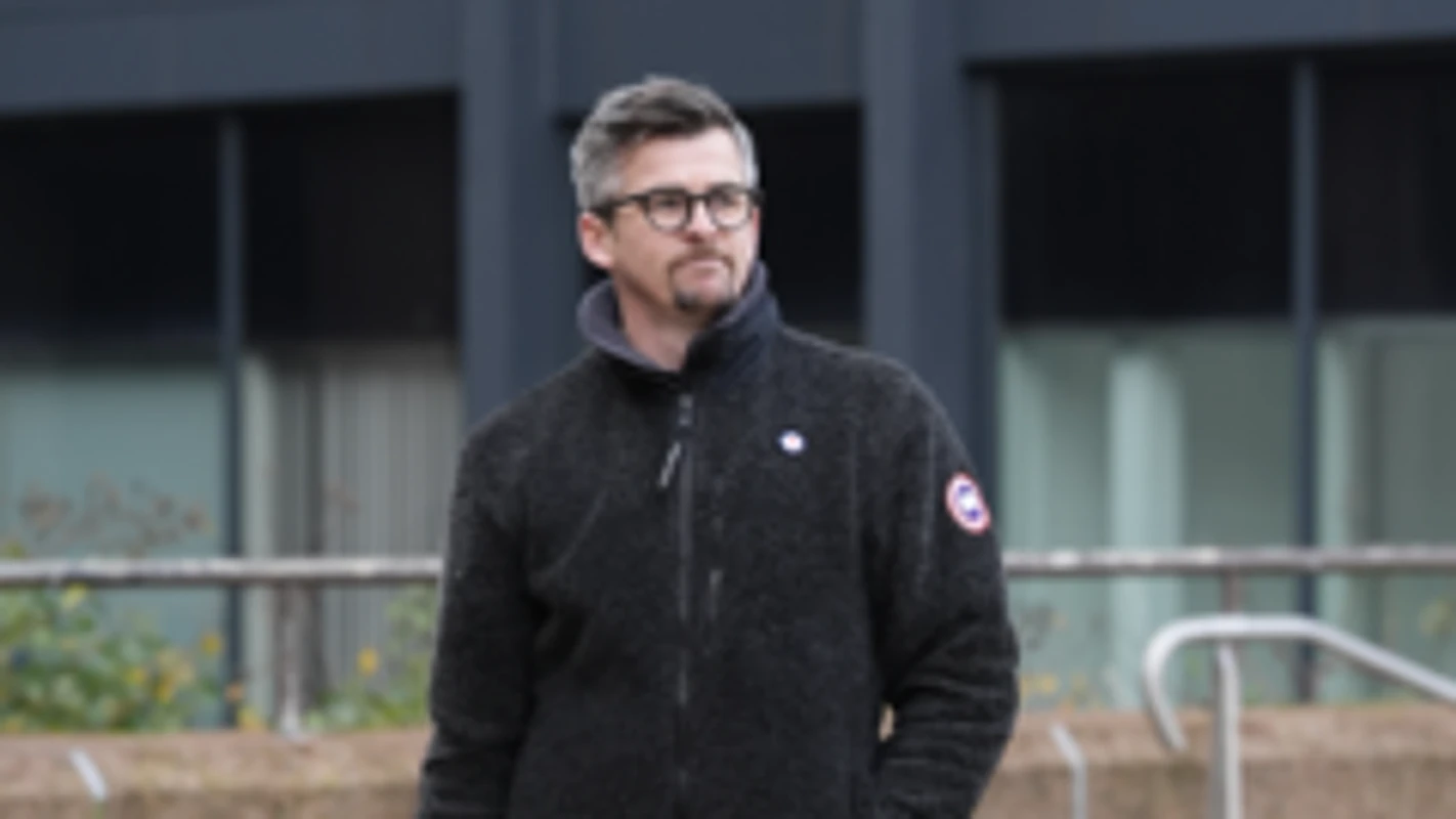 Ex-footballer Barton denies golf club attack