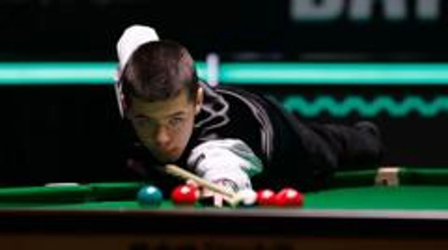 Szubarczyk, 15, breaks World Championship record