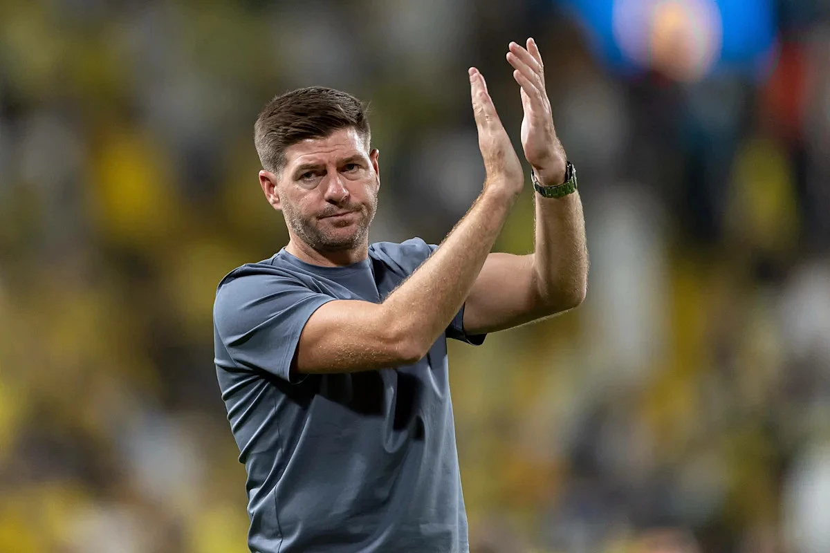 Liverpool legend names his ideal Mohamed Salah replacement