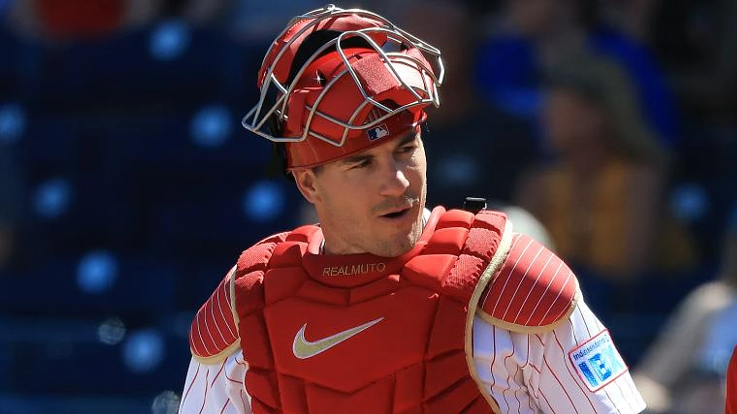 Phillies Rob Thomson gives optimistic update on Gold Glover's injury