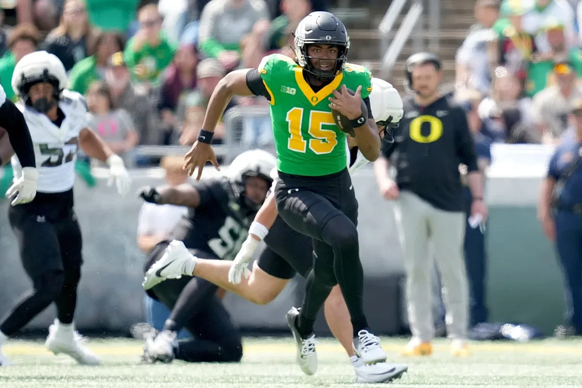 QB Akili Smith Jr. making strides in 'mental game' of Oregon's offense