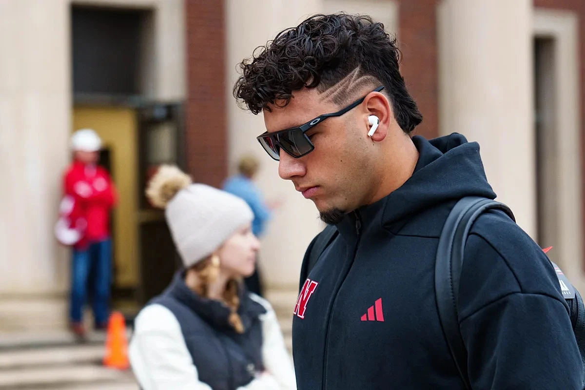 Dylan Raiola picking up Oregon's offense at rapid rate