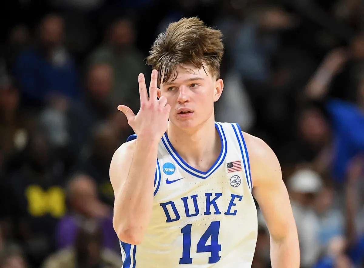 Duke’s Nik Khamenia plans to enter transfer portal