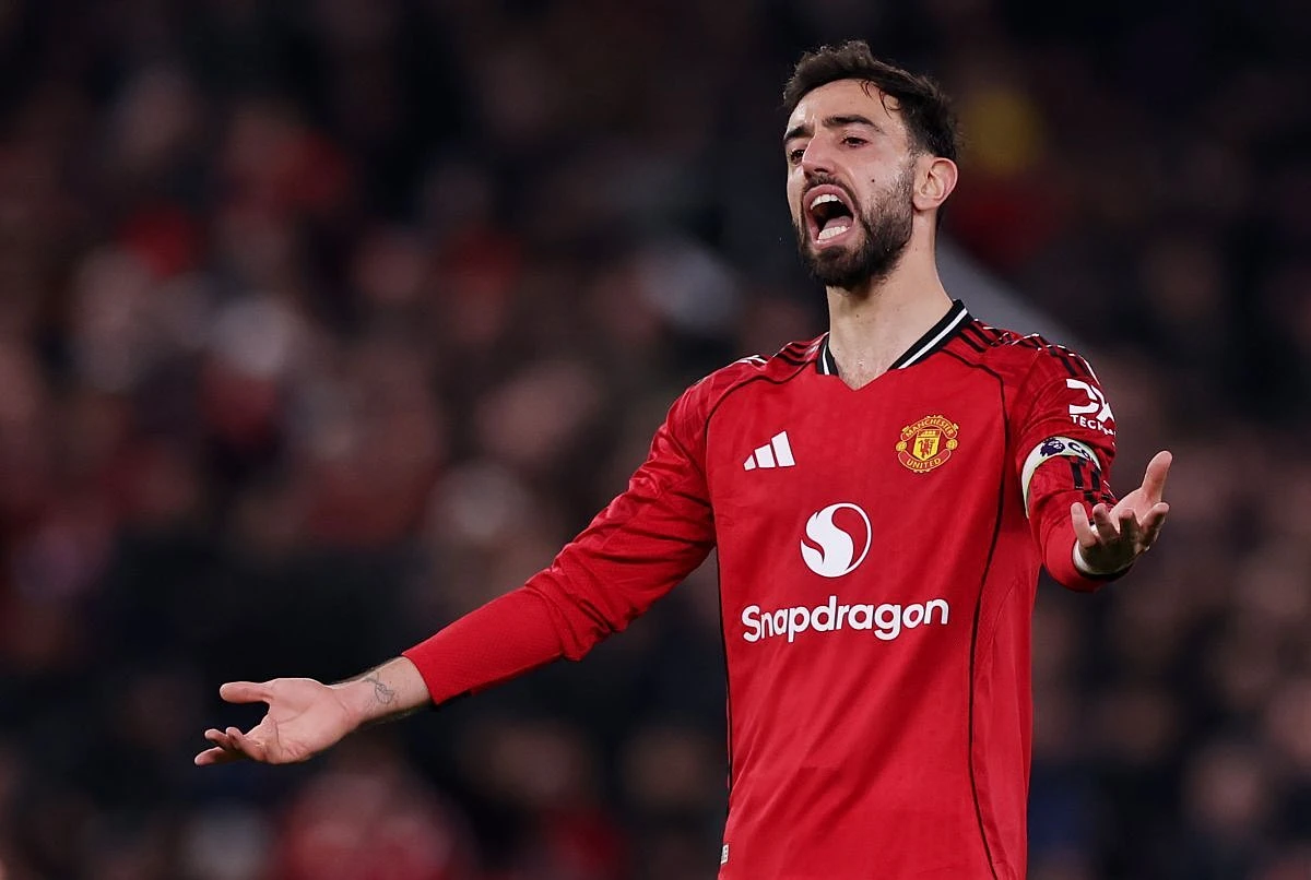 Man Utd set to shun Bruno Fernandes transfer request for two reasons – Sky Sports