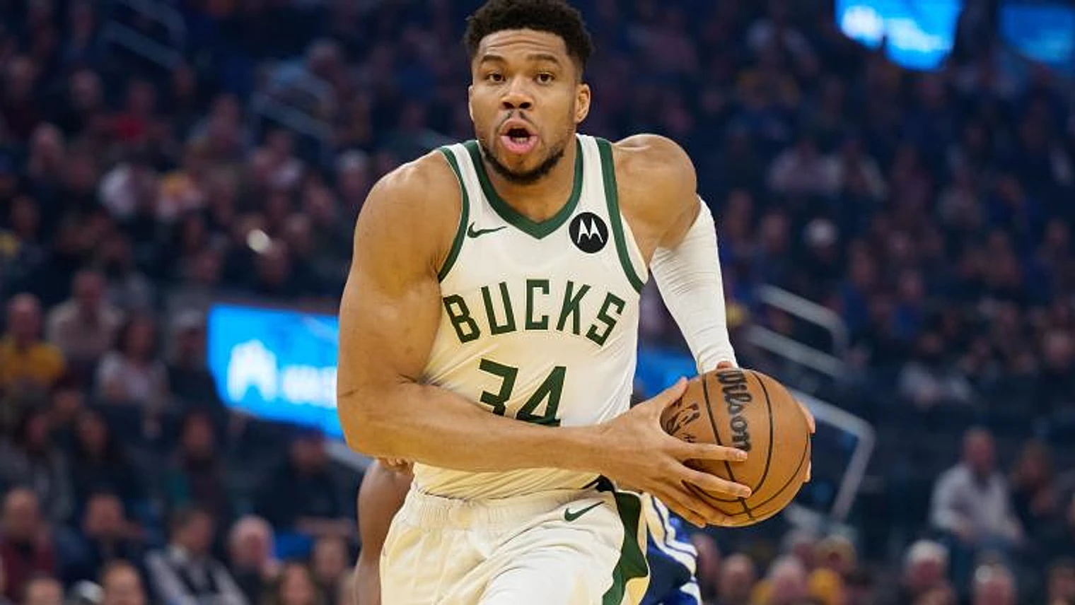 Giannis Antetokounmpo, Myles Turner headline Bucks injury report vs. Pistons