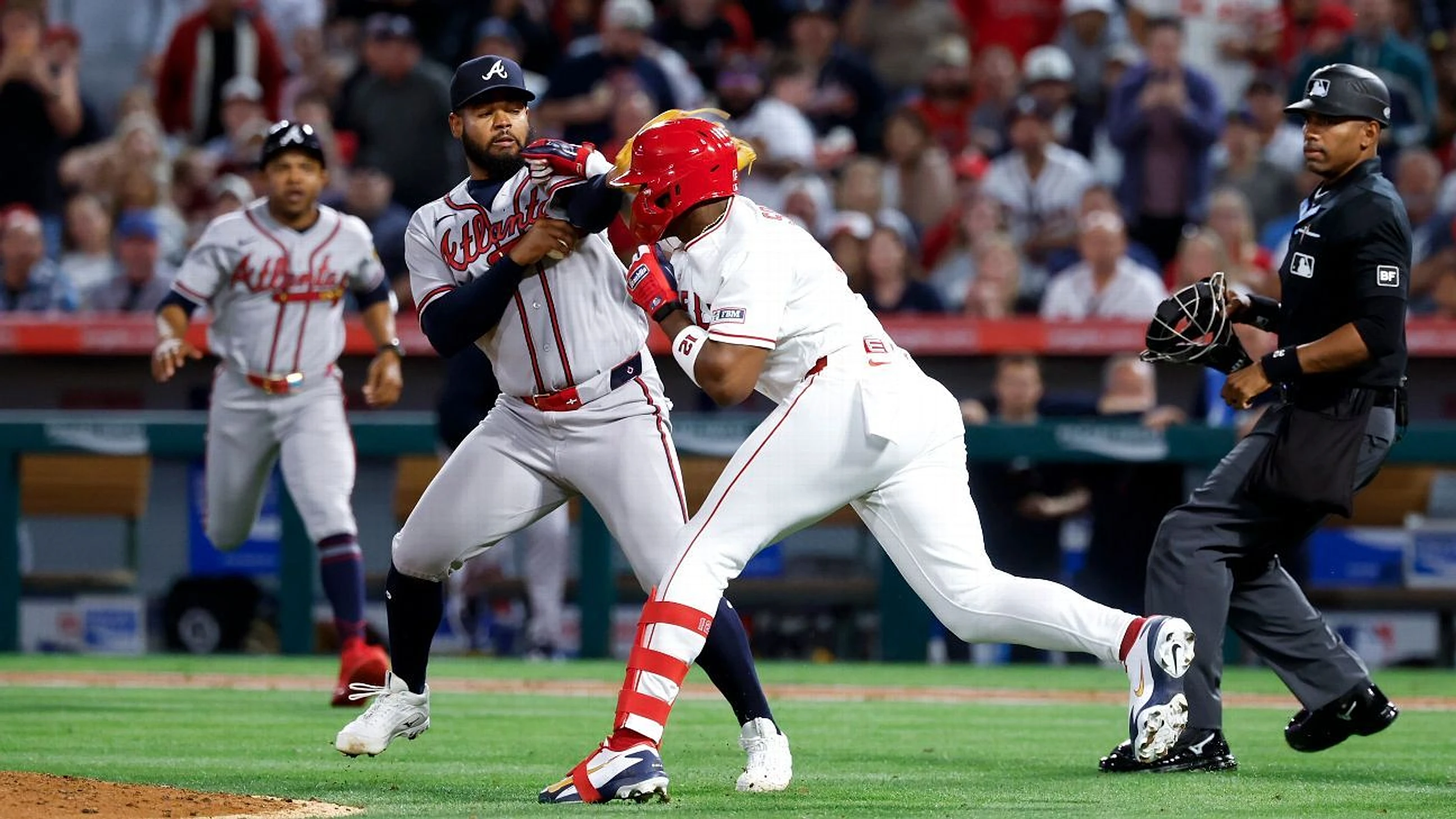 Braves' Lopez, Angels' Soler get 7-game bans