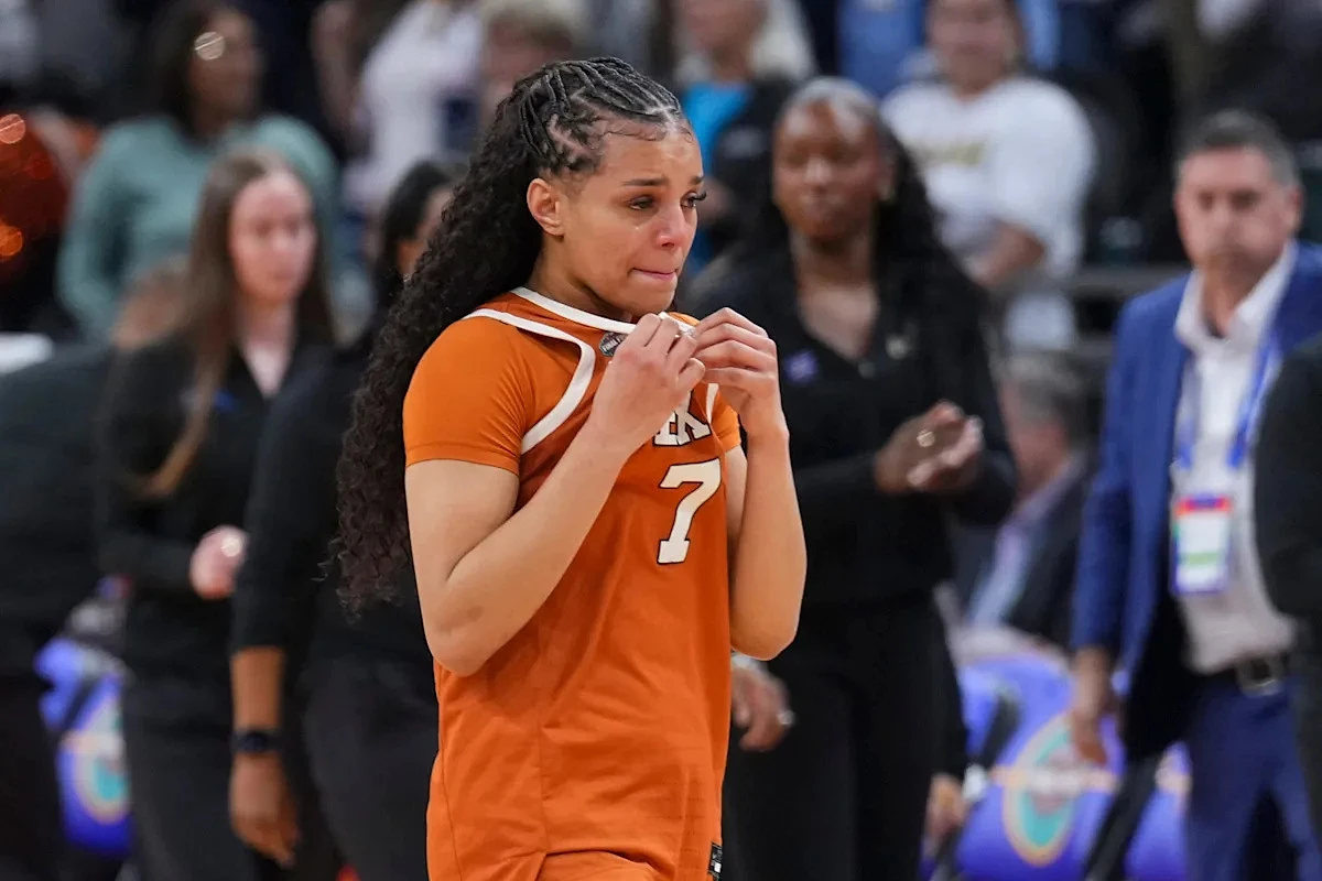 Another transfer puts Lady Longhorns roster in crisis