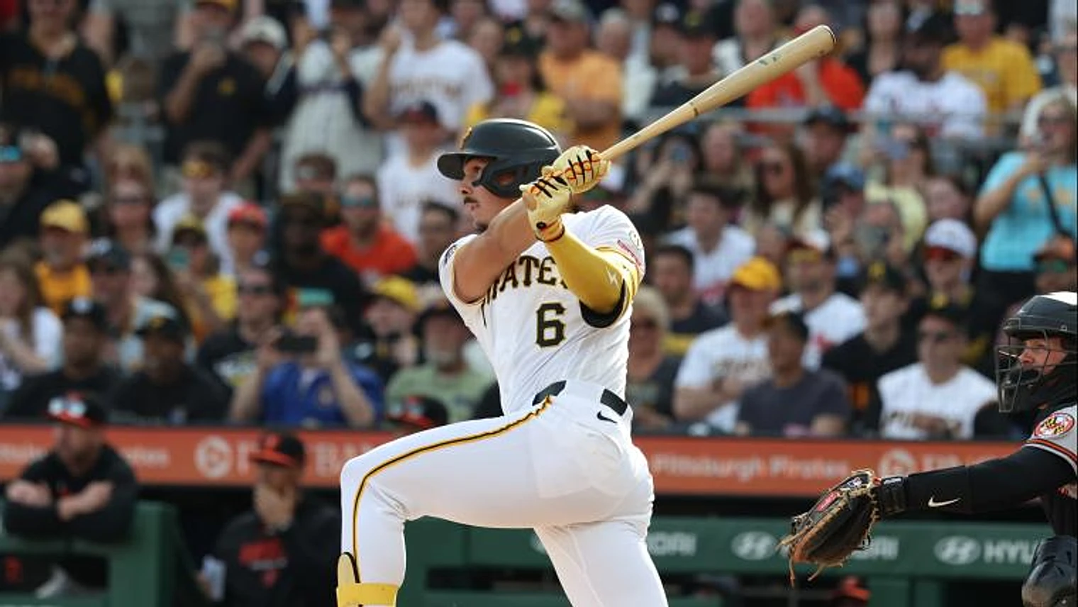 MLB shows off Pittsburgh’s future as Pirates unveil bold new City Connect uniforms