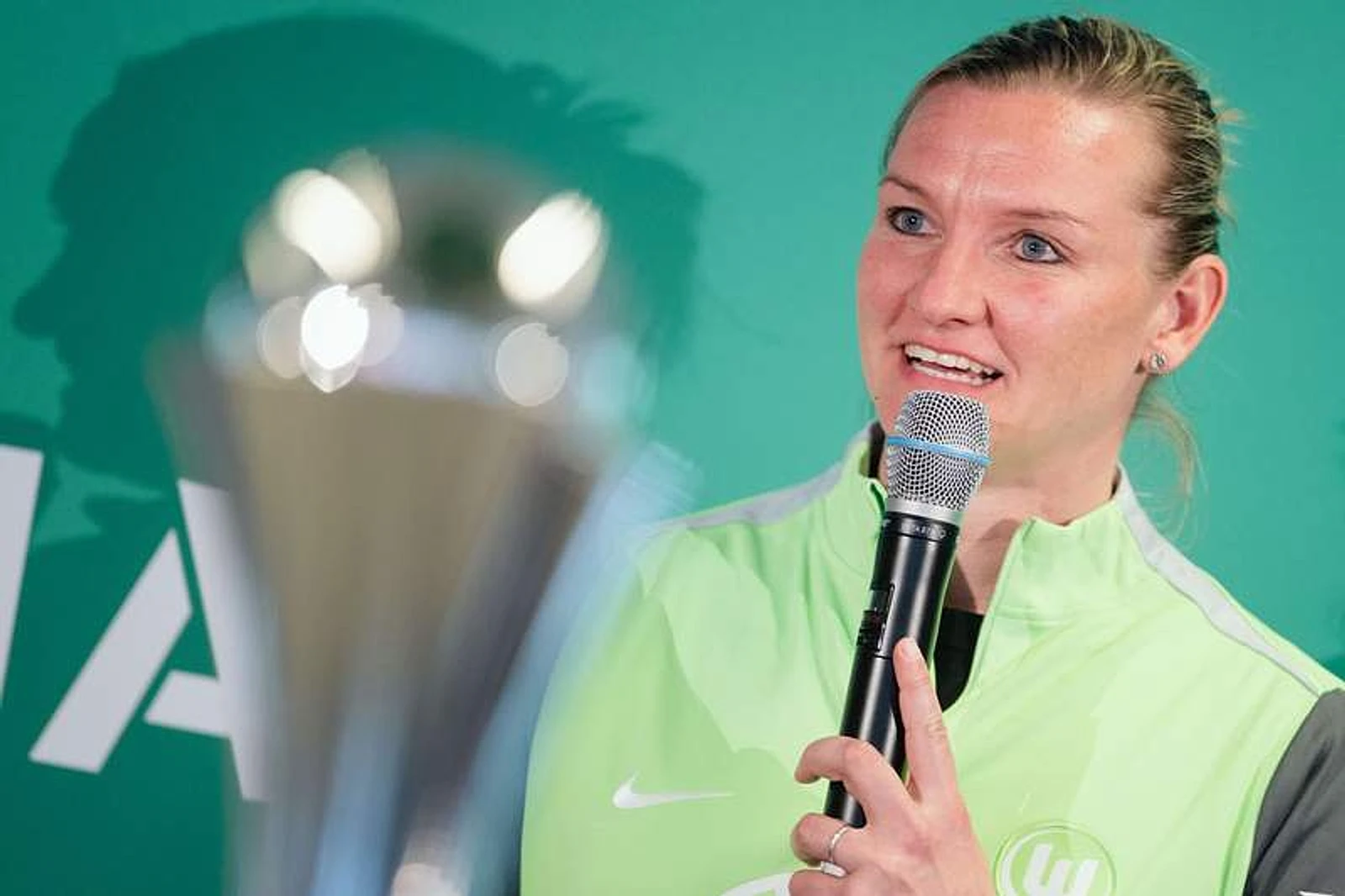 Popp has 'clear aim' to be fit for one last Cup final with Wolfsburg