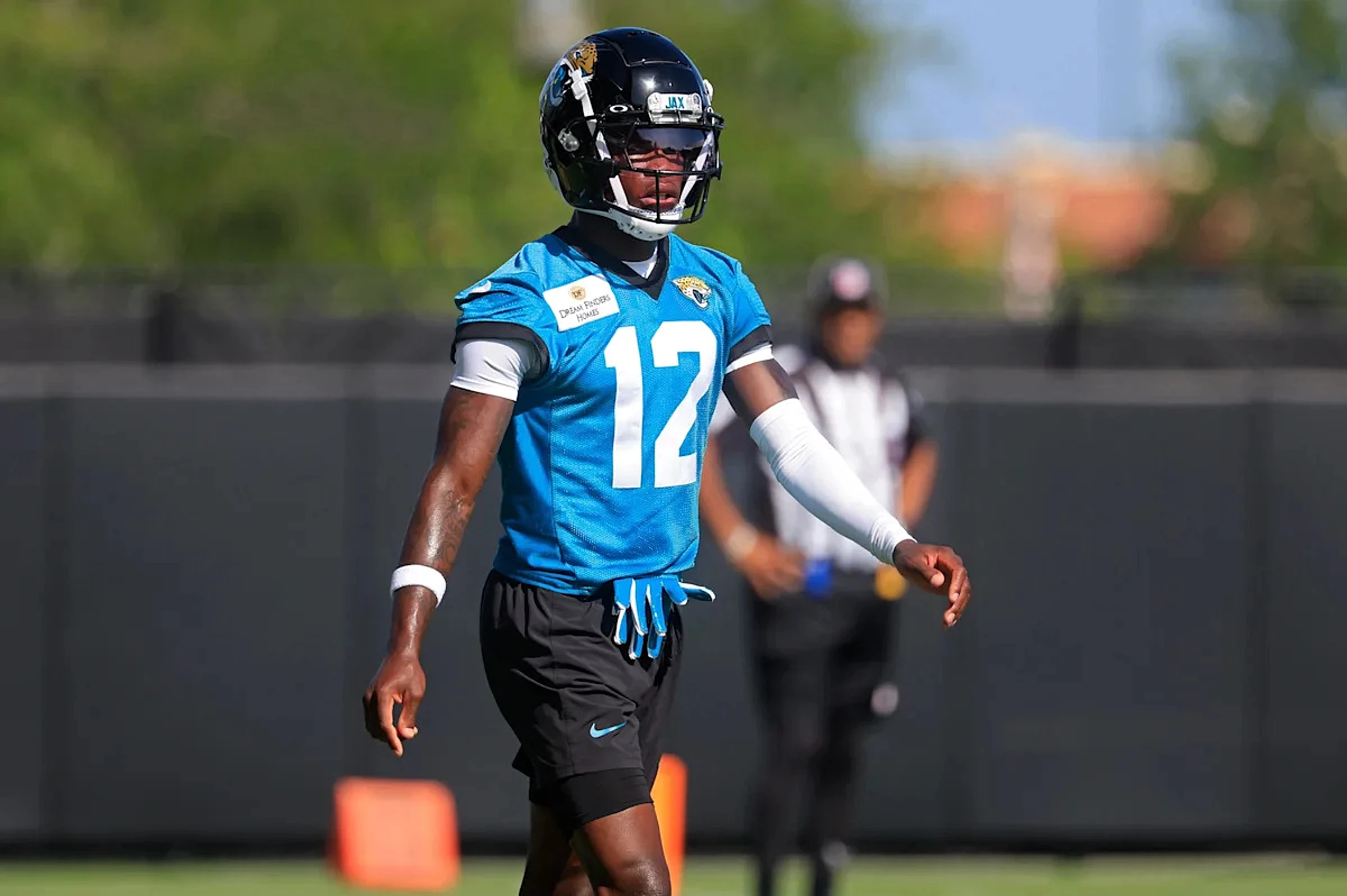 Gladstone provides injury return timeline for Jaguars' Travis Hunter