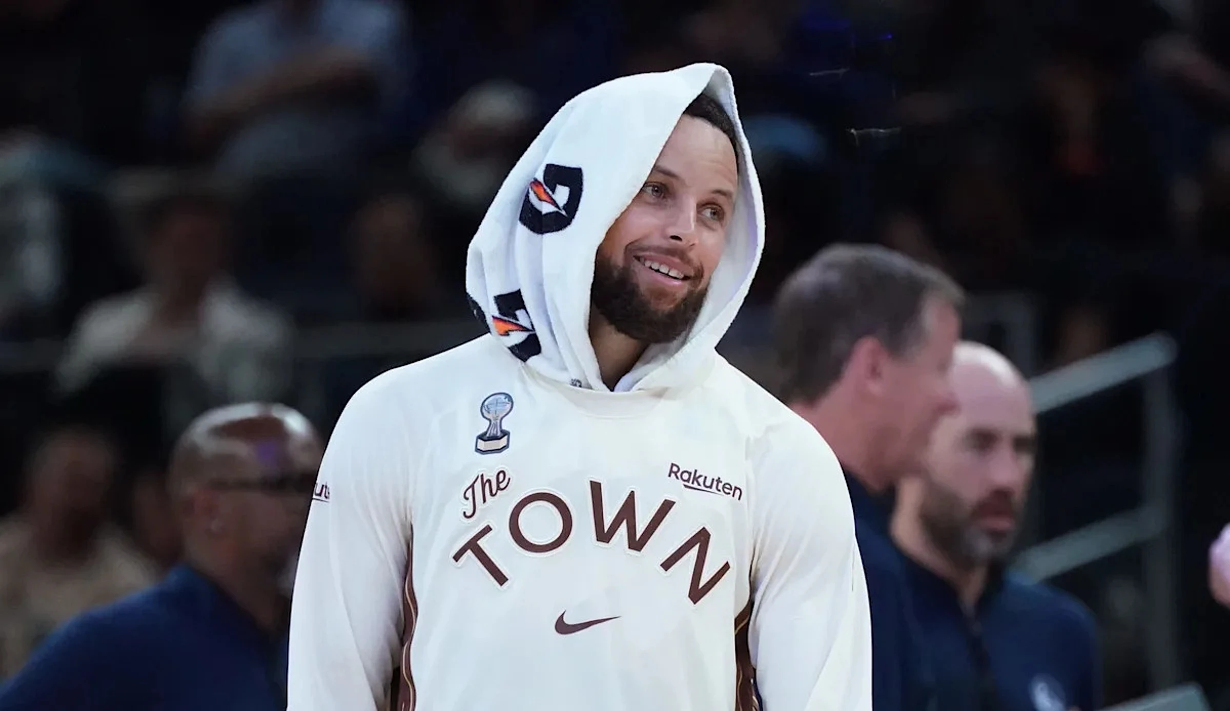 Is Steph Curry playing against Lakers on Thursday night?