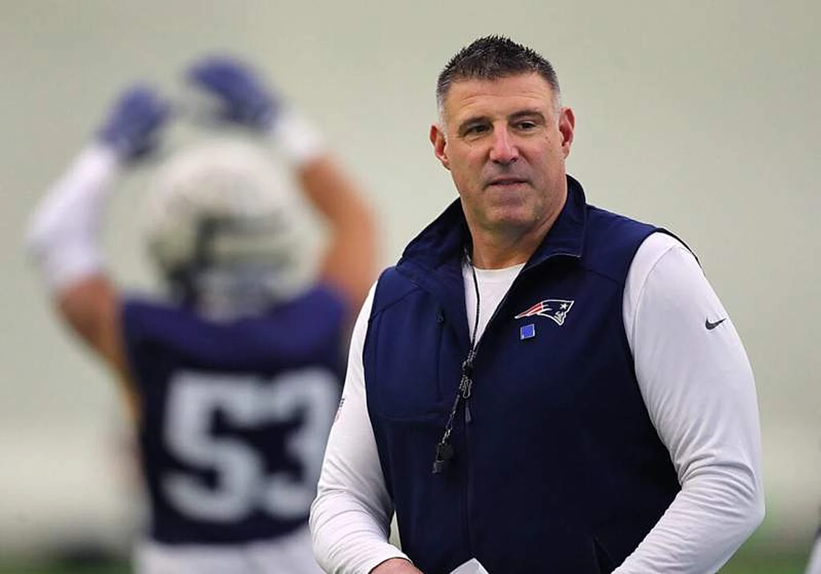 Podcaster throws sarcastic jab at Mike Vrabel’s defense of leaked photos with Dianna Russini