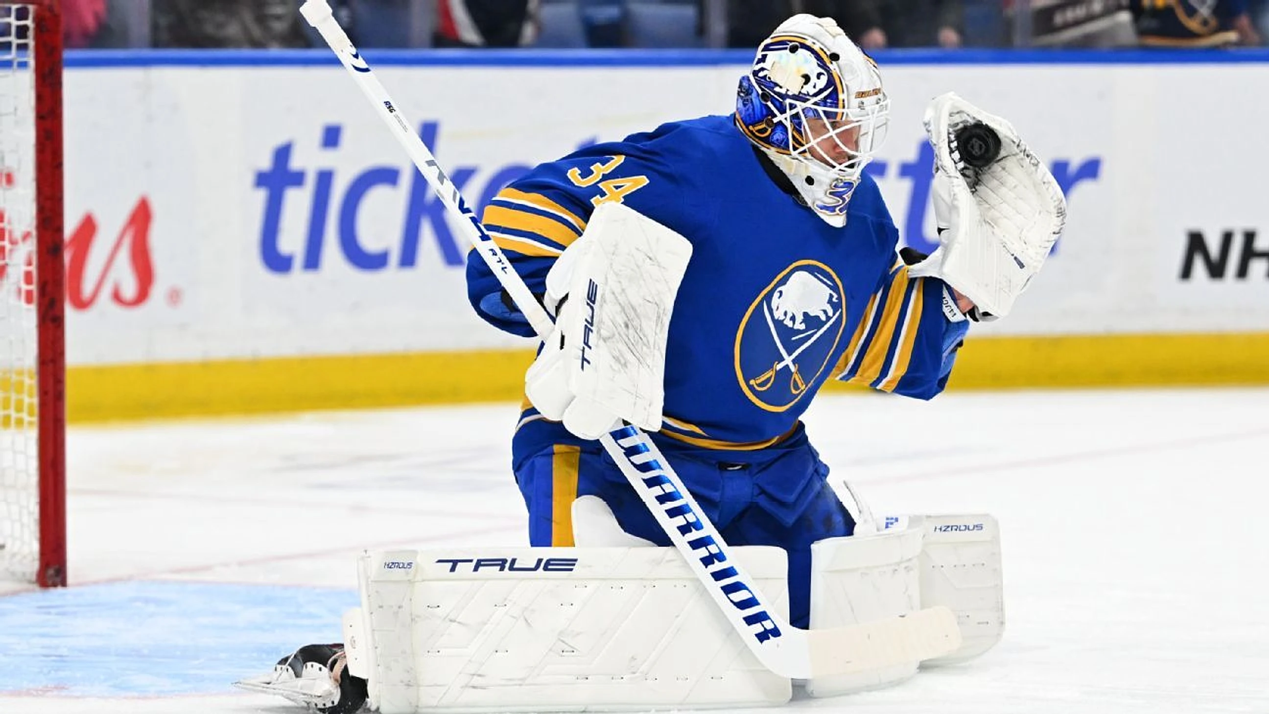 Injured Sabres G Lyon could miss start of playoffs