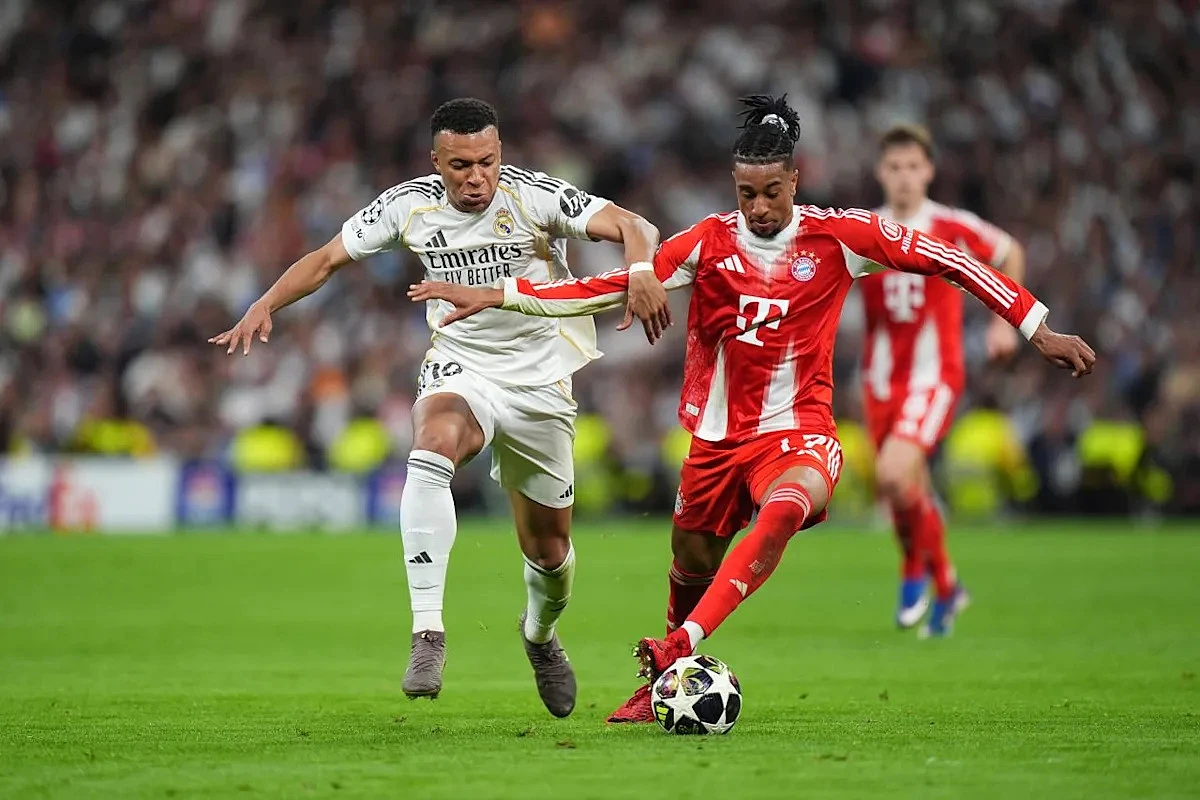 Real Madrid weighing up €165m move for Bayern’s Olise