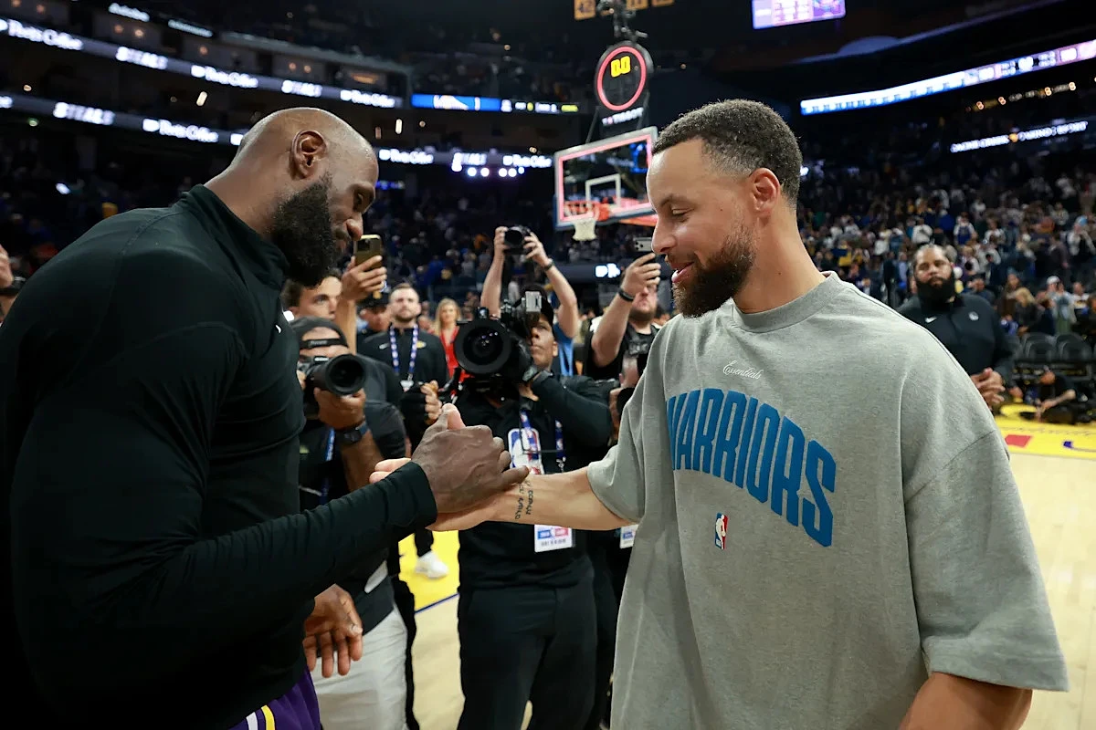 LeBron James reflects on not playing against Stephen Curry this season: 'It's always an honor just to be in his presence'