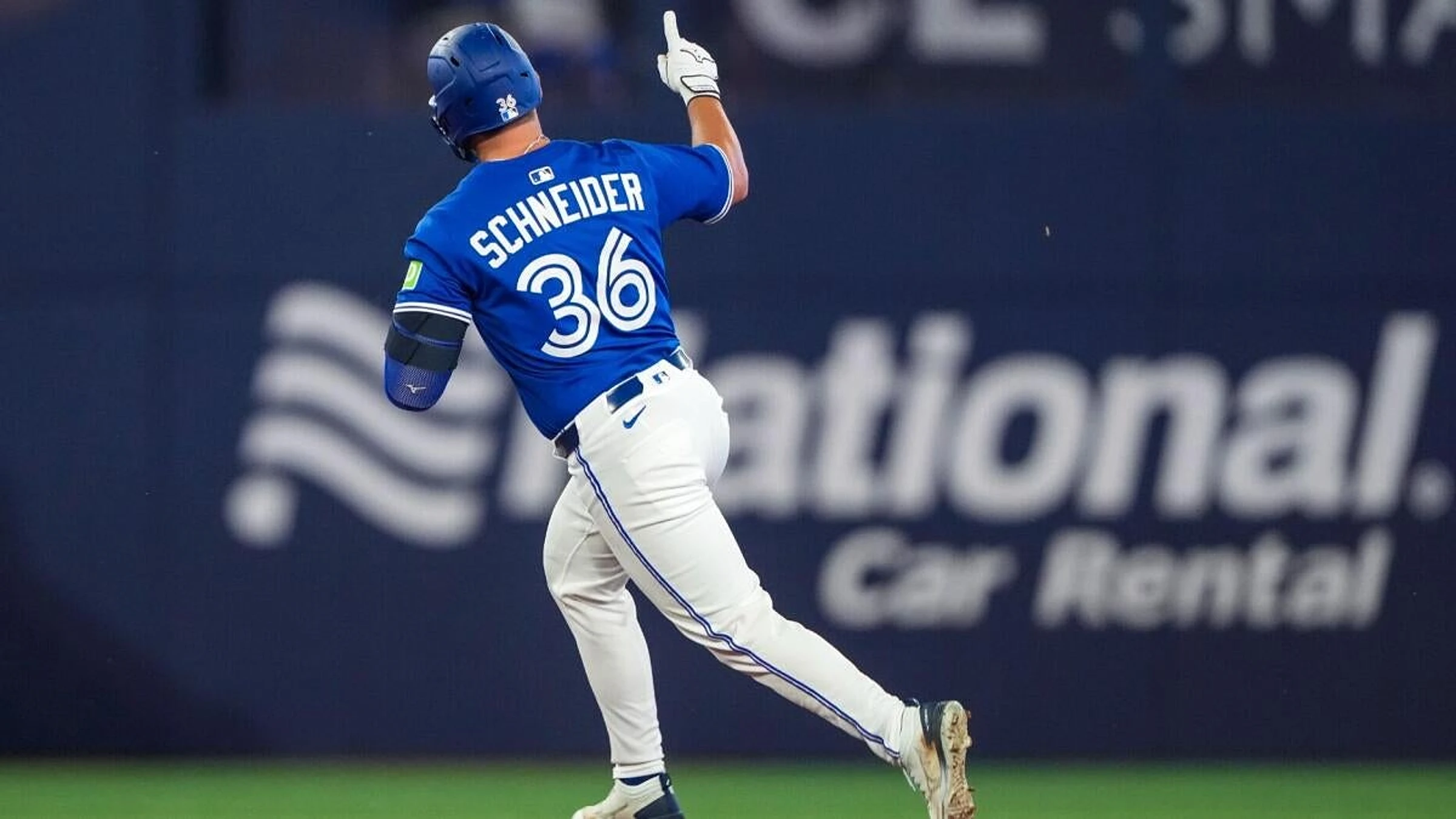 Free MLB home run picks, odds for April 10: Blue Jays' Davis Schneider among best bets for Friday