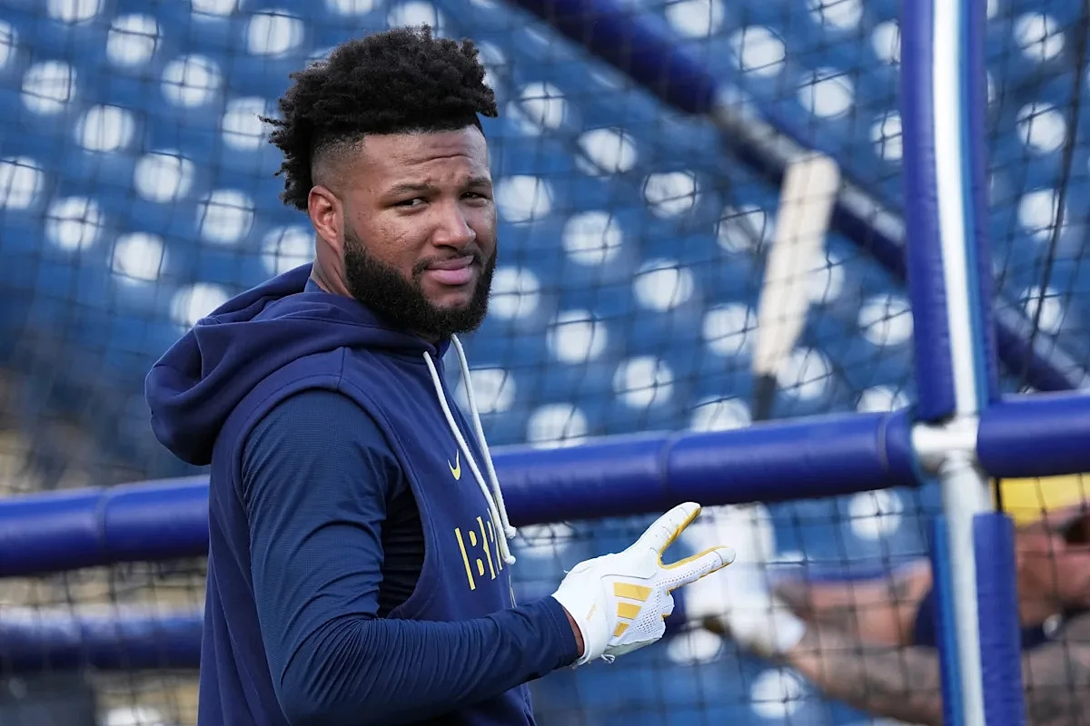 Jackson Chourio, recovering from broken hand, not ready to take swings for Brewers