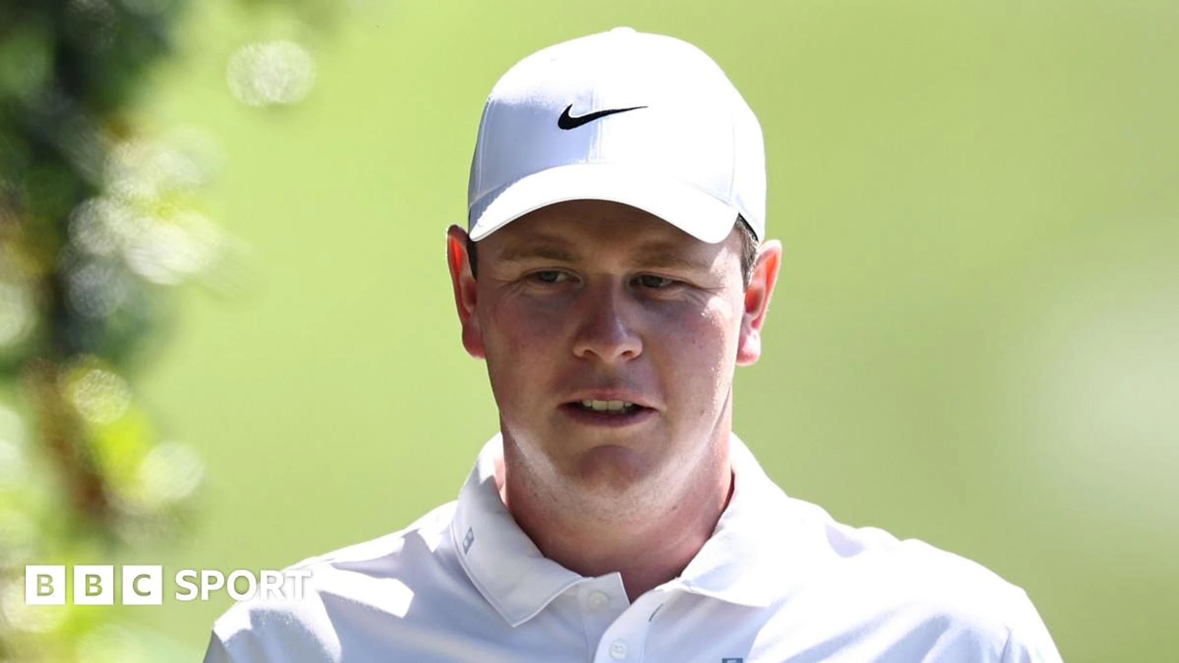 MacIntyre faces more wrath after Masters gnome picture