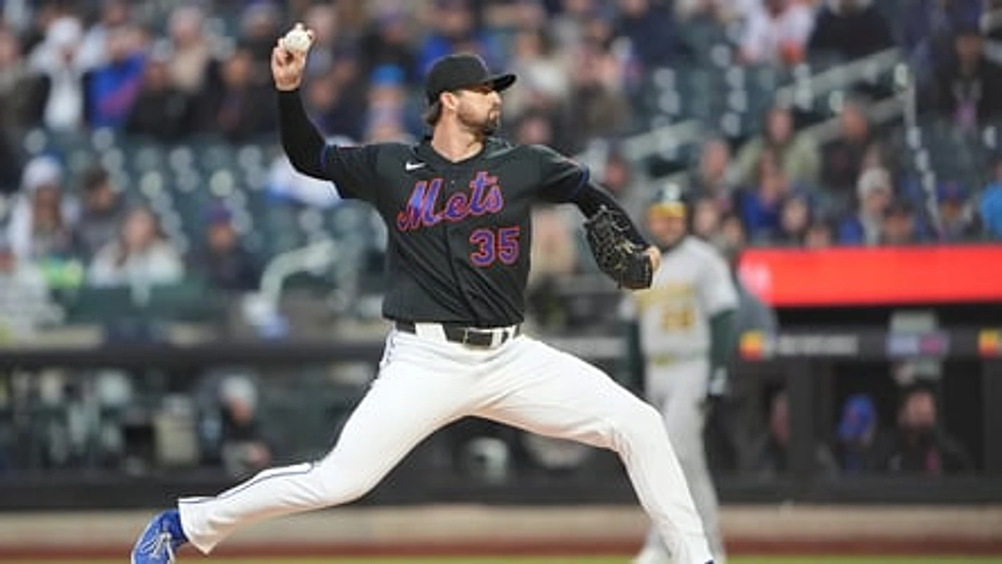 Mets' Clay Holmes exits Friday's game vs. Athletics with hamstring injury