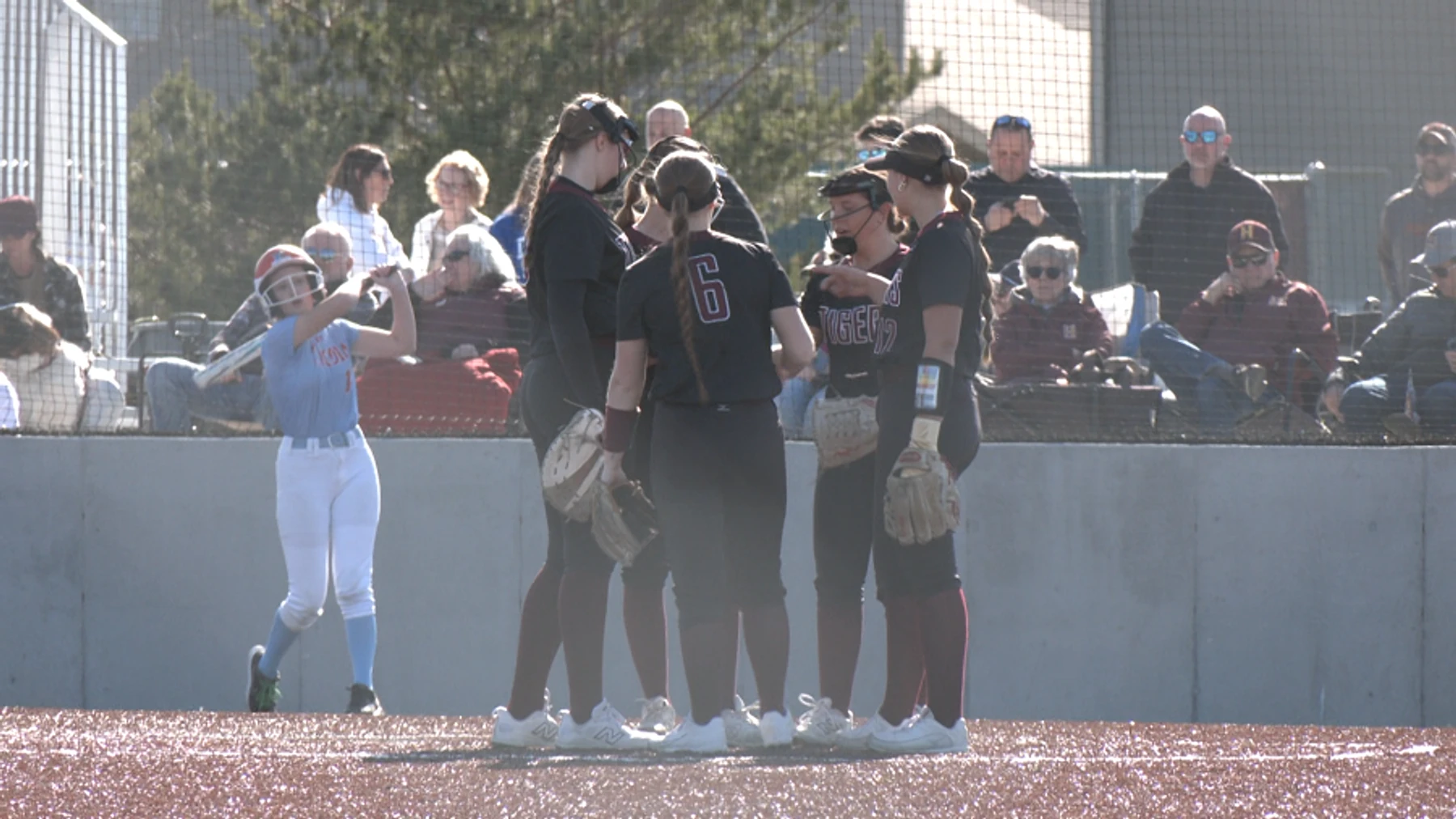 Early offense leads Harrisburg to win over Lincoln - Image 1