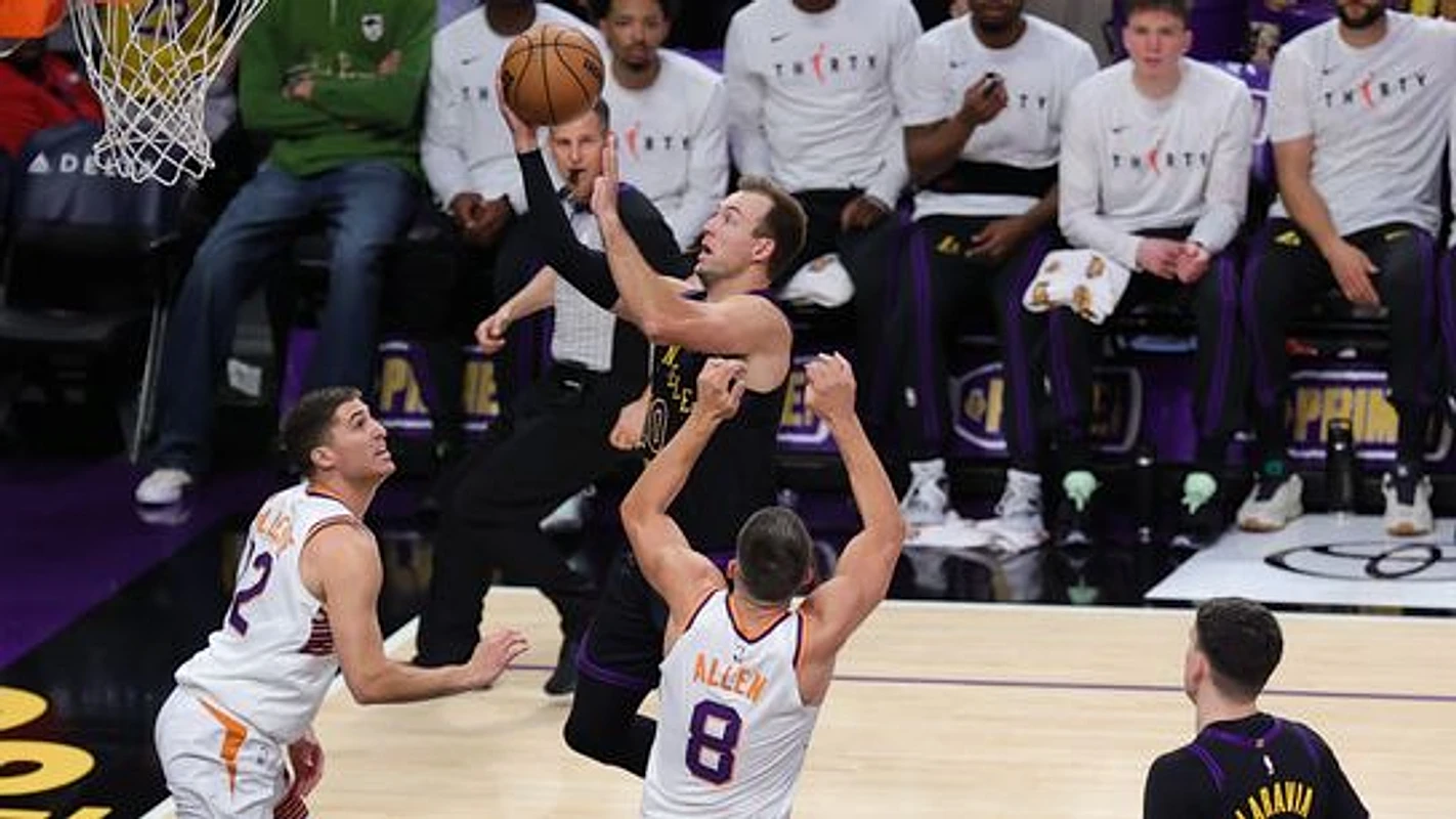 TST Images: Lakers defeat Suns, 101-73, at Crypto.com Arena - Image 1