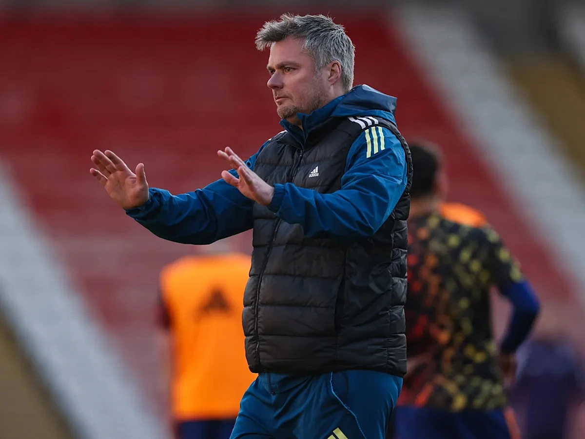 "A brilliant team performance" - Stockdale on Man United victory - Image 1