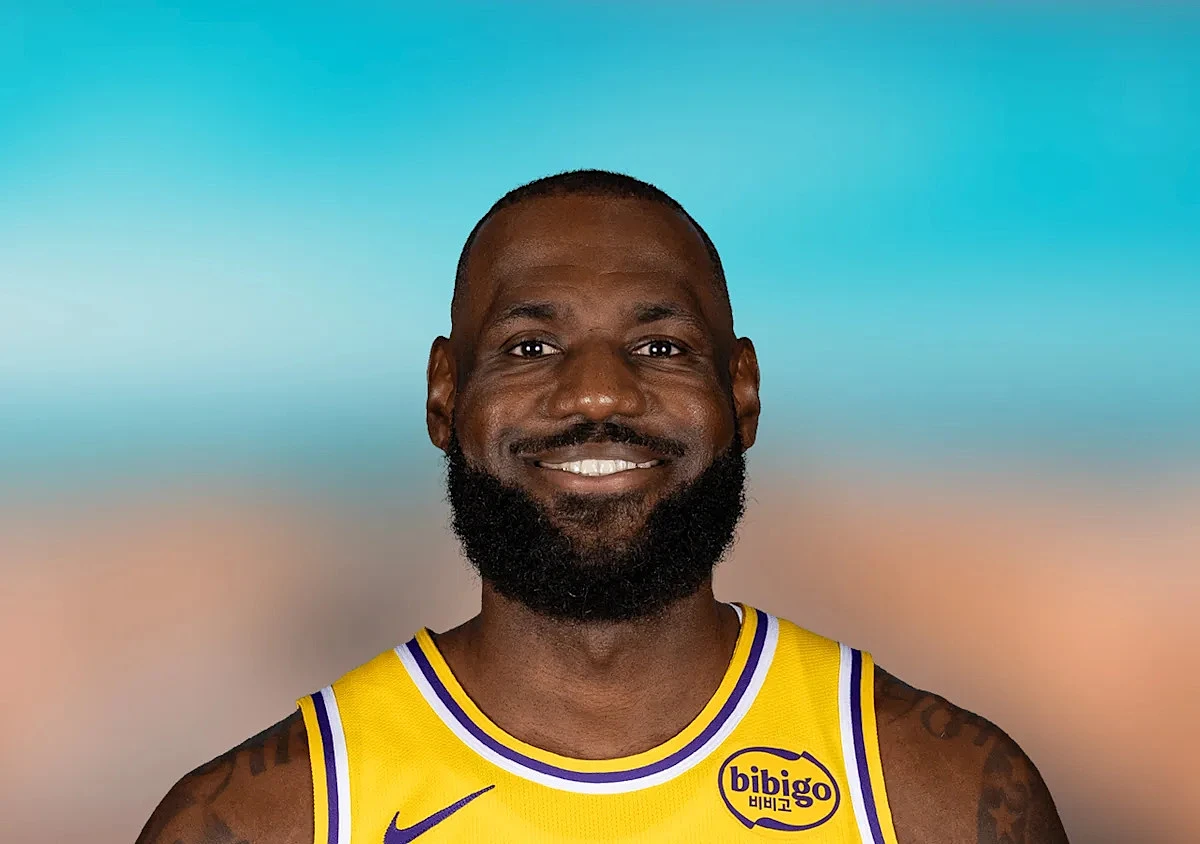 LeBron James once again led the Lakers, this time with … - Image 1