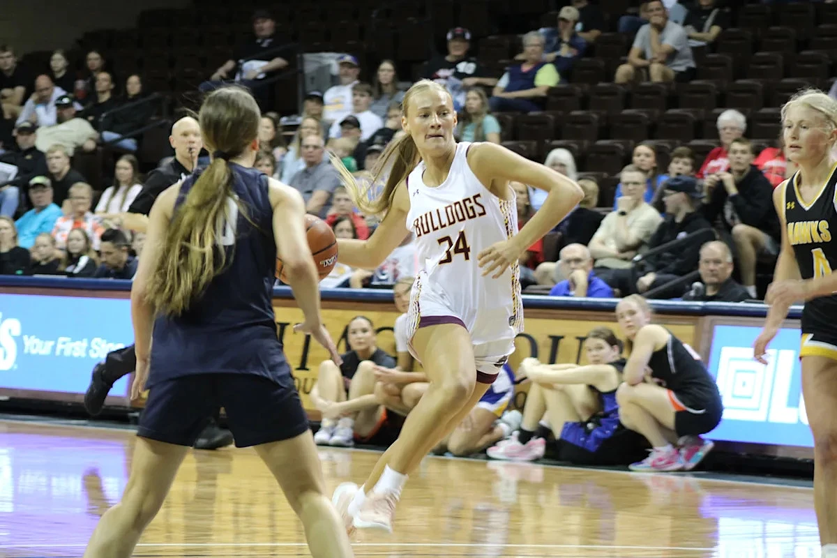 Team Blue (boys), Team White (girls) post all-star basketball wins - Image 1