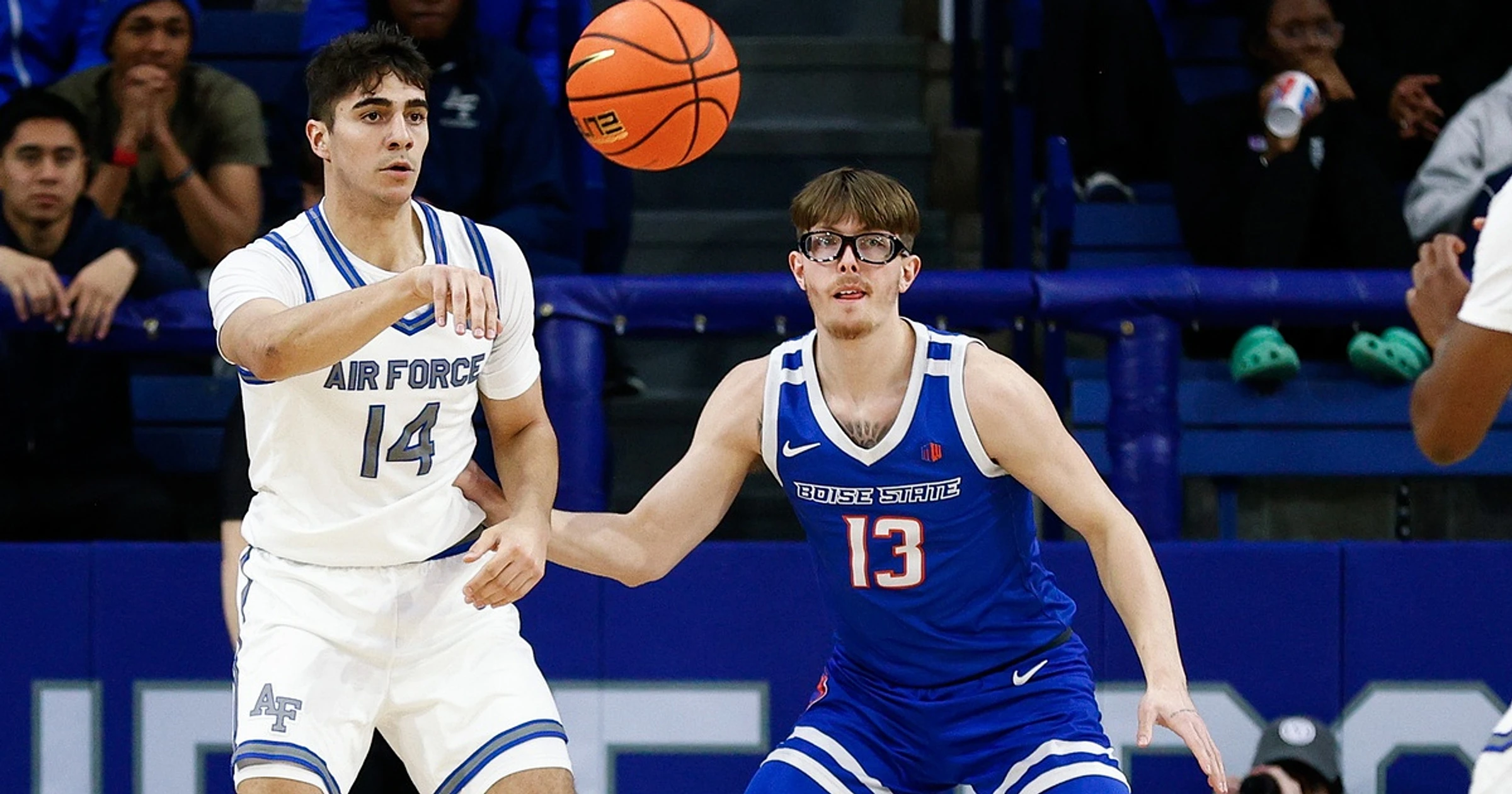 Boise State forward Andrew Meadow commits to Oregon out of NCAA transfer portal - Image 1