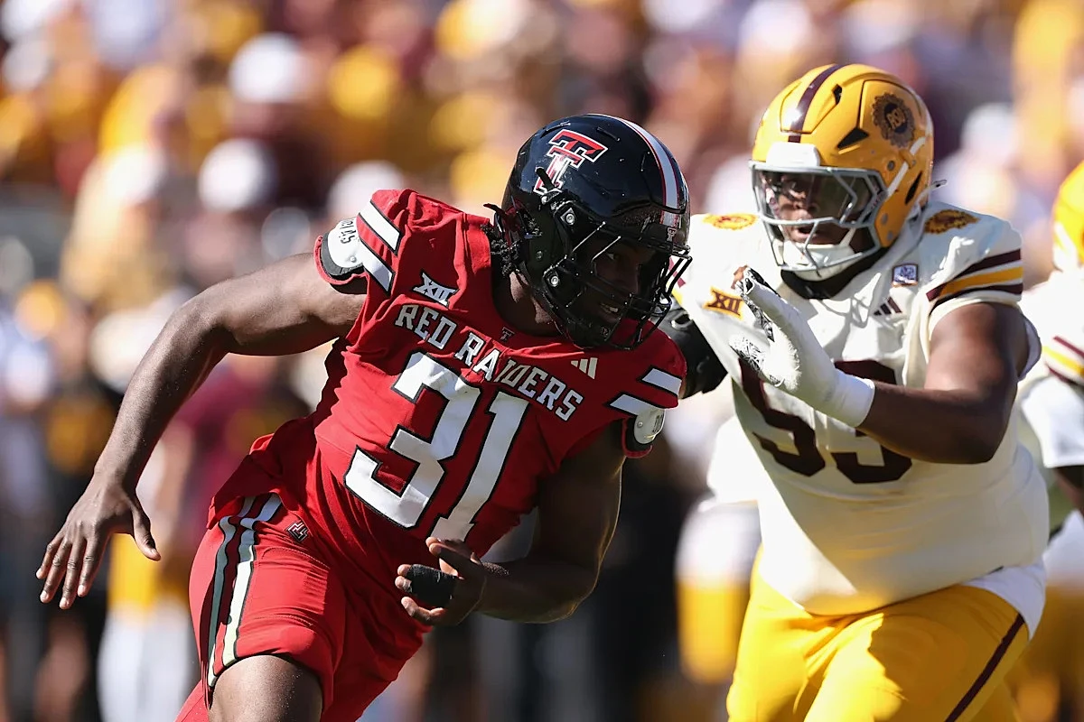 2026 NFL mock draft: Cowboys, Chiefs, Rams trade up into top 5