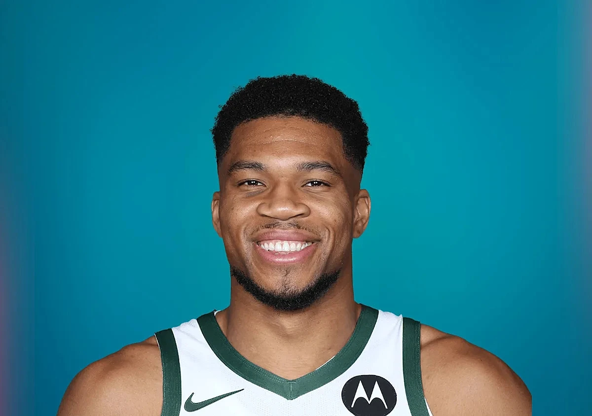 Giannis Antetokounmpo on trade talk: People listen to sources but the main source is me