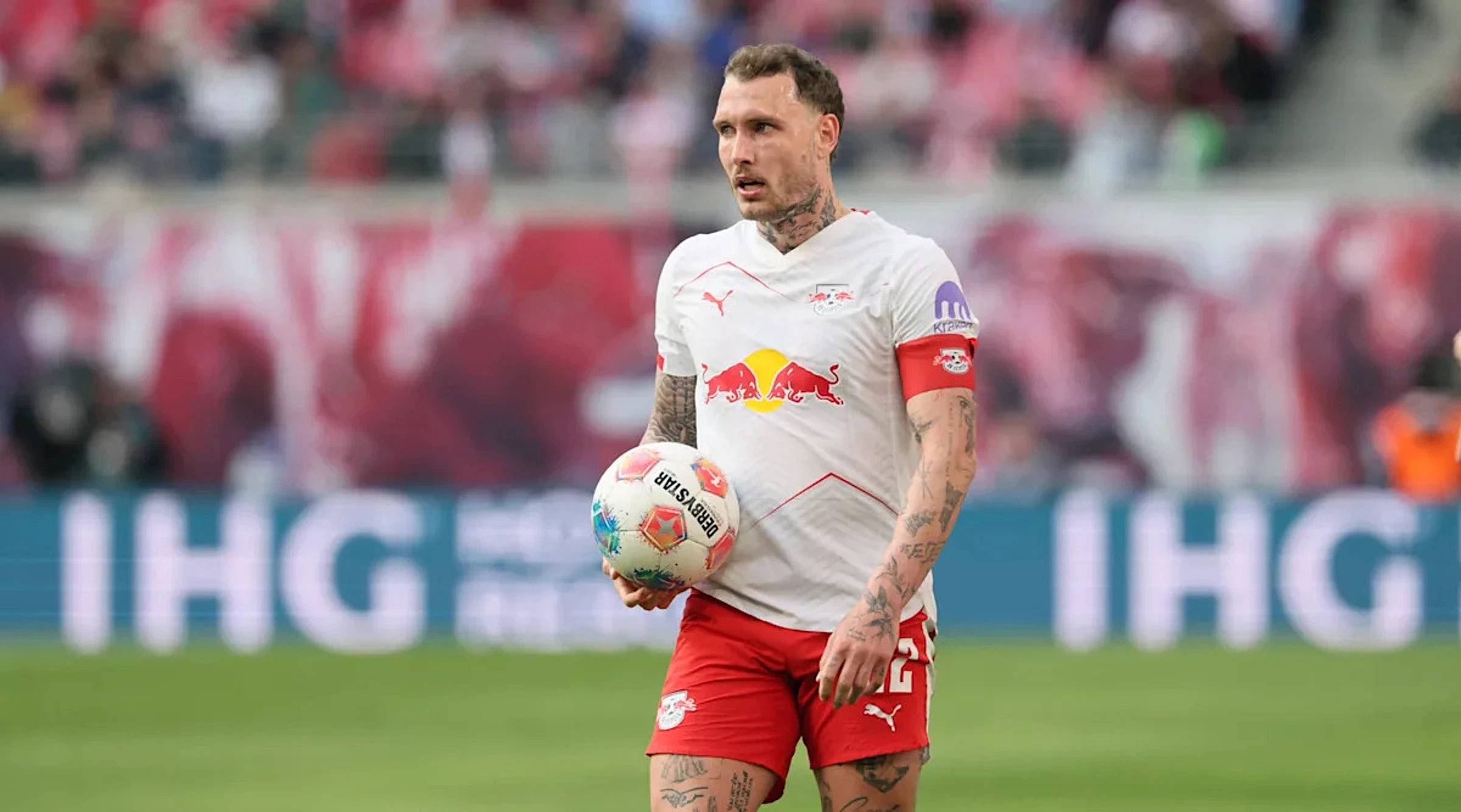 Liverpool identify Bundesliga full back as possible Robertson replacement