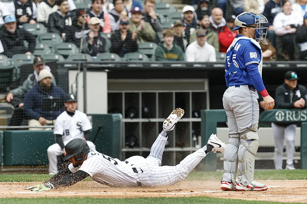 Jays Trade for Lenyn Sosa, Bieber to 60-day IL