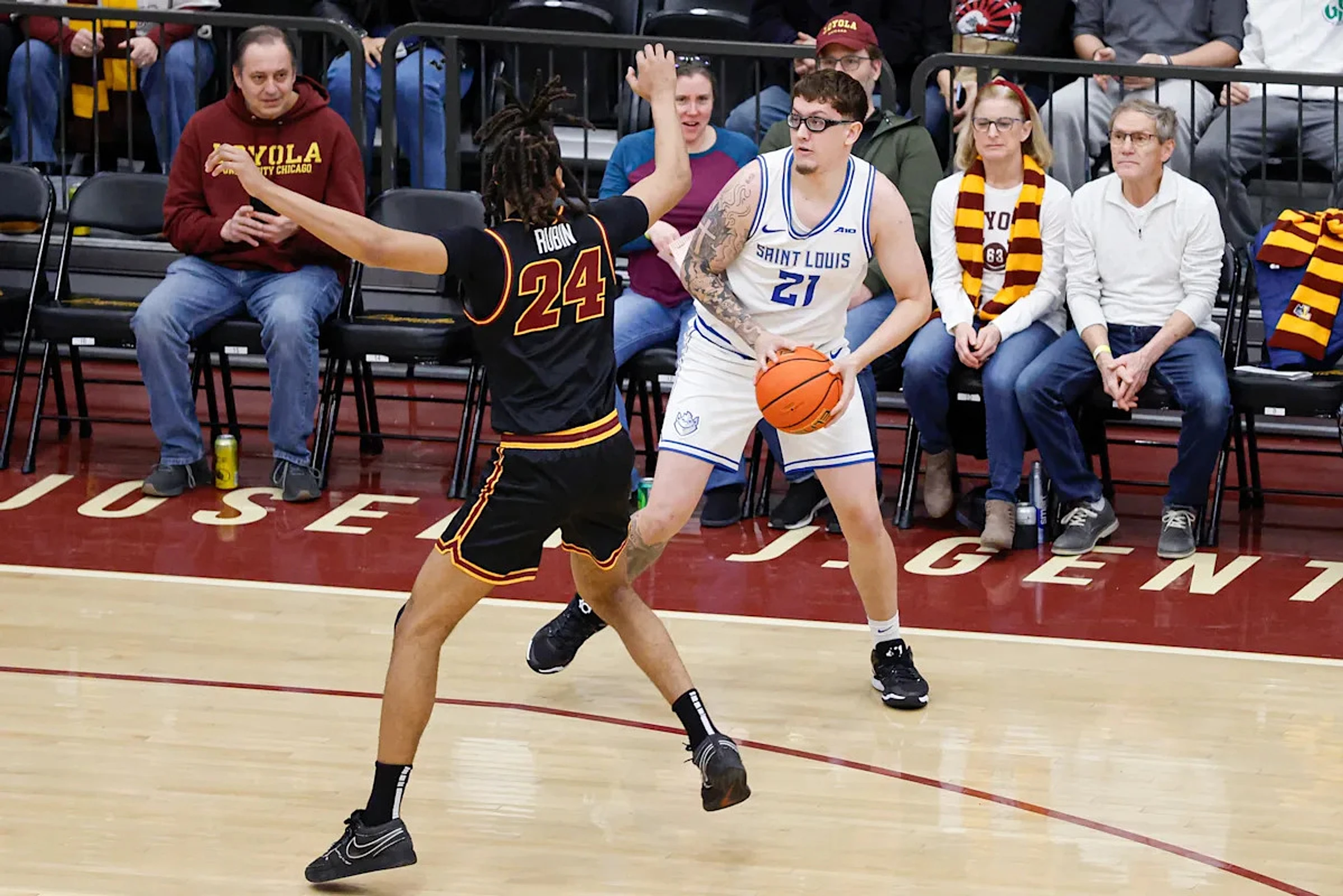 Miles Rubin 'an ideal fit' for Tennessee's defensive basketball scheme