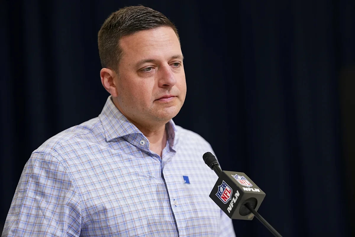 Eliot Wolf remains quiet on status of Christian Gonzalez, A.J. Brown trade