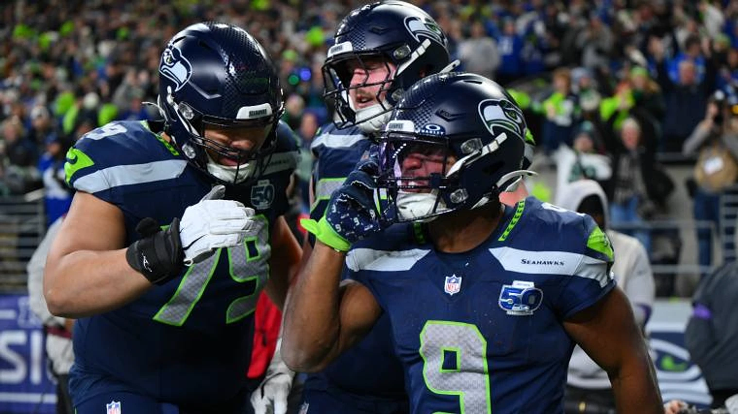 Seahawks land Kenneth Walker replacement with 1,000 yard back in trade proposal