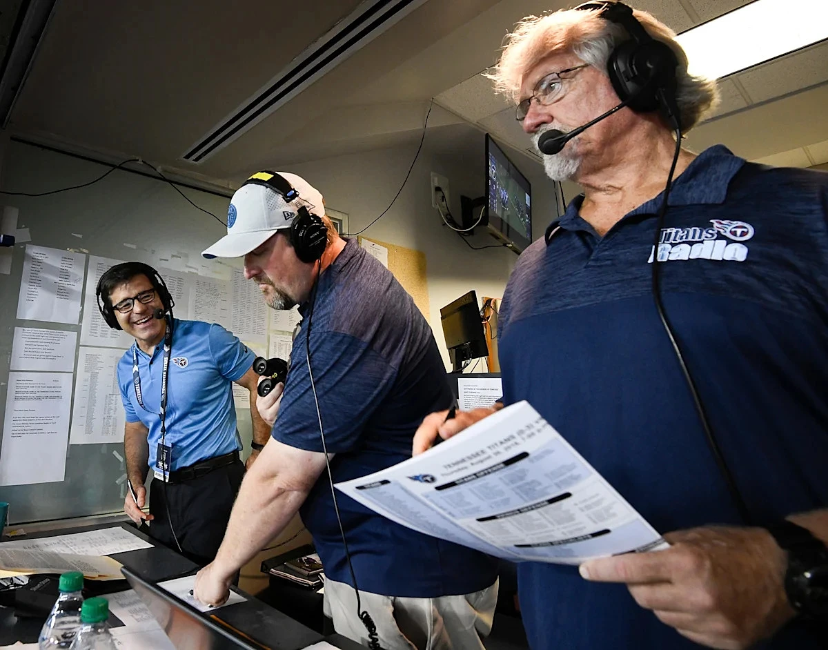 Titans mourn death of radio broadcaster, longtime coach Dave McGinnis