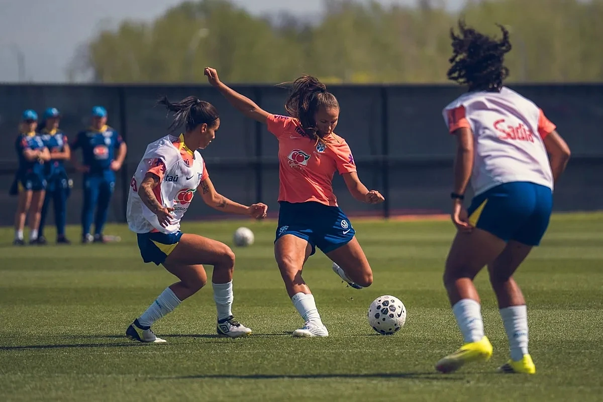 Women's U20s fine-tune tactics and trust teamwork before USA