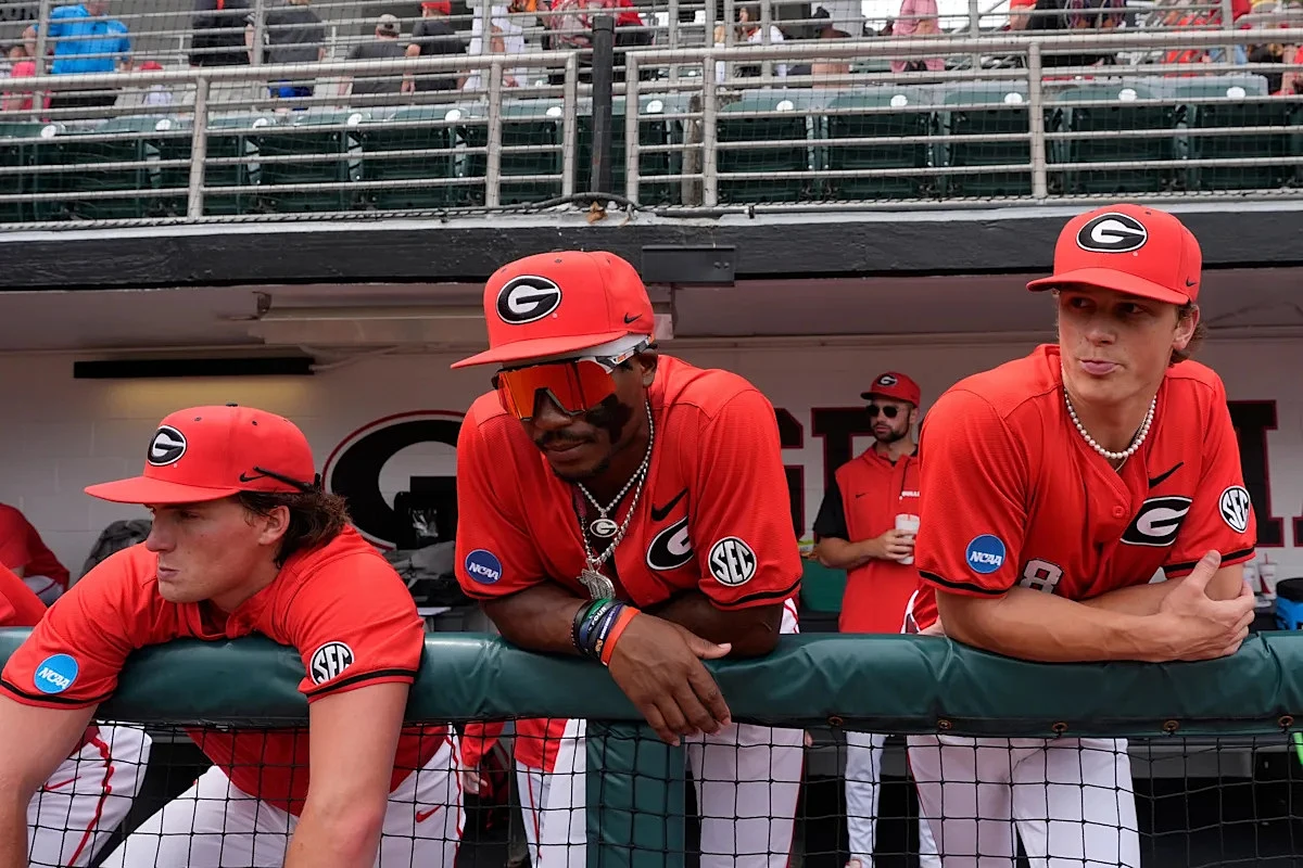 Georgia falls in USA TODAY Sports baseball coaches poll
