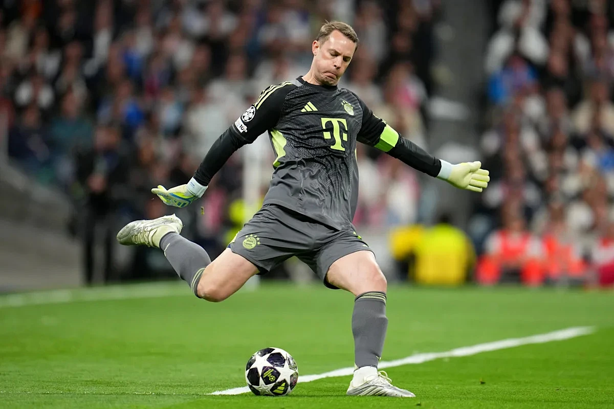 Neuer not set for Premier League transfer despite reports