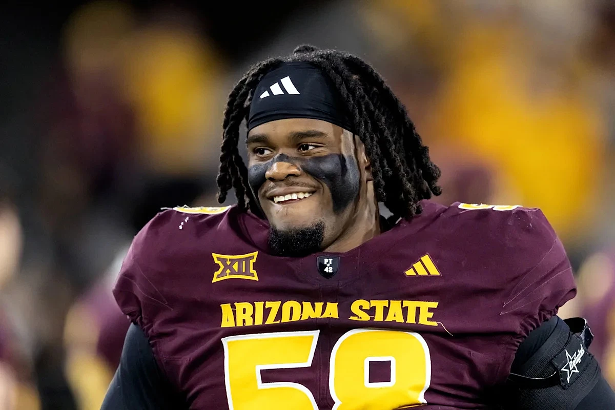 2026 NFL Mock Draft: Philadelphia Eagles pick offensive tackle