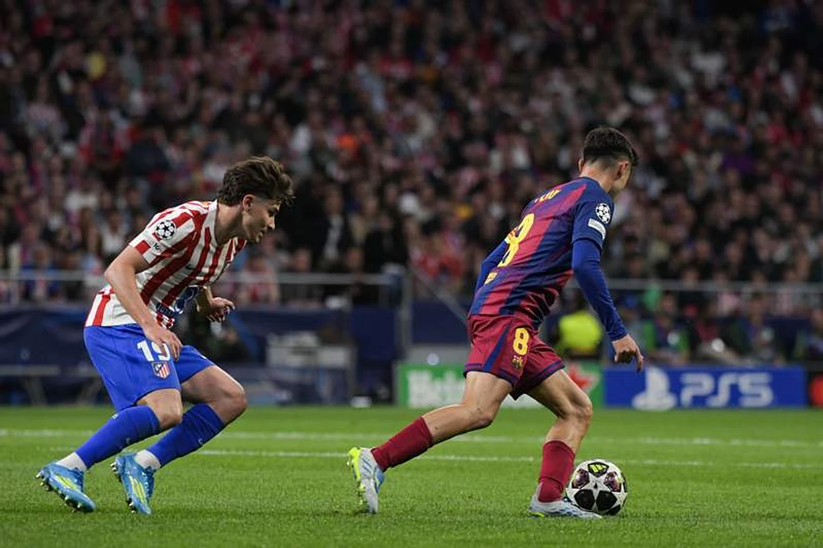 Atlético hold off Barça as PSG also reach Champions League semis