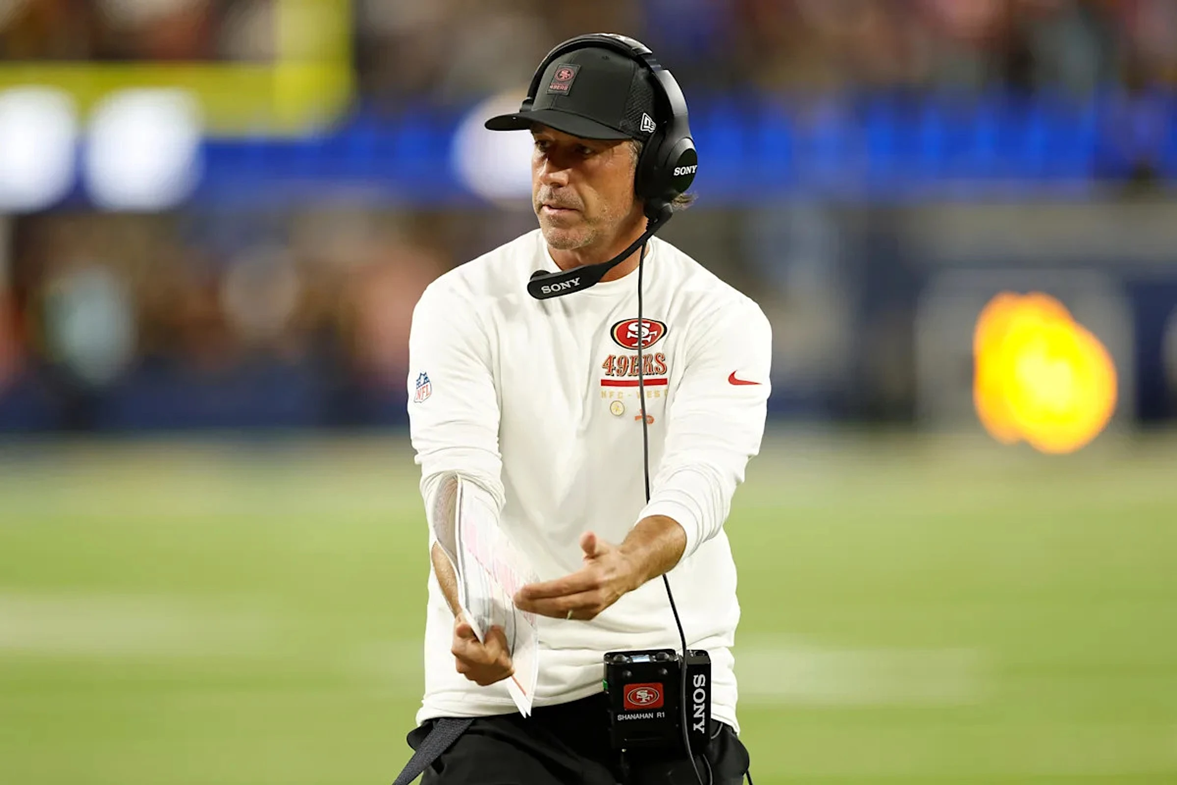 Kyle Shanahan holds top-3 NFL head coach spot despite massive flaw