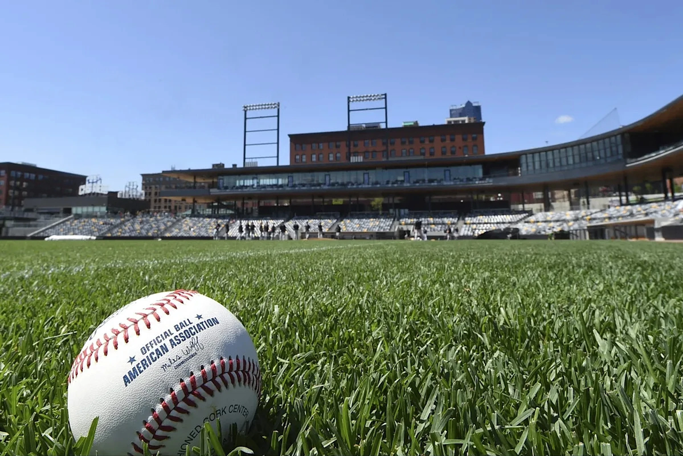 Saints lose series opener to Lehigh Valley Iron Pigs