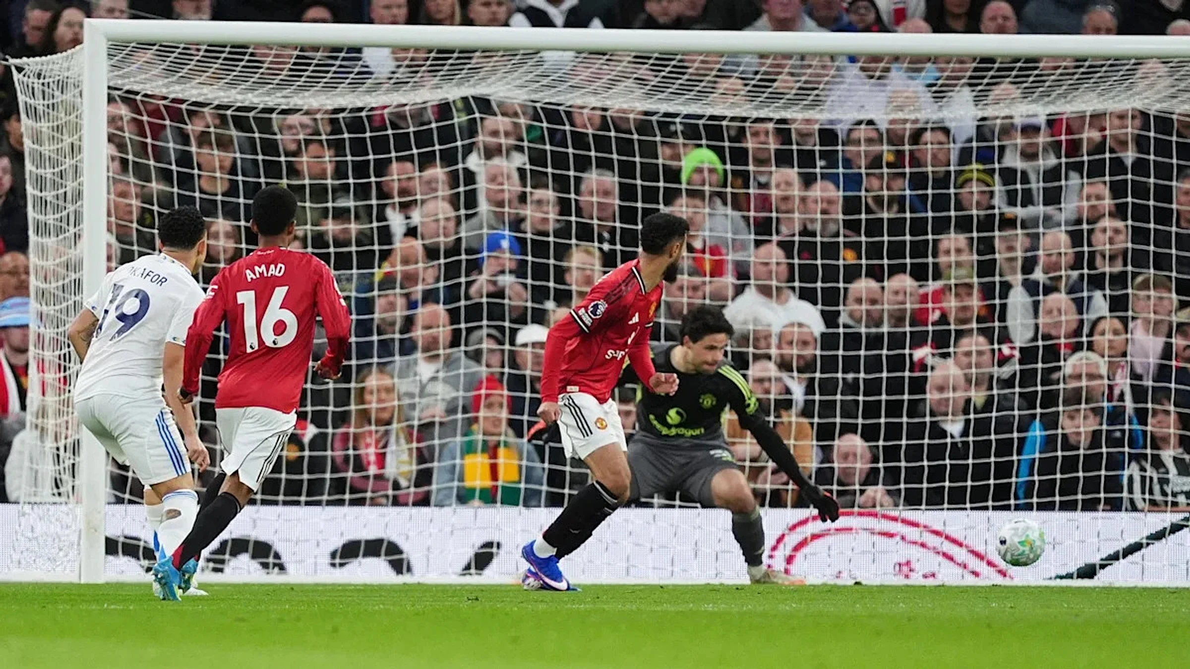 'All forgiven' if Man Utd win at Chelsea