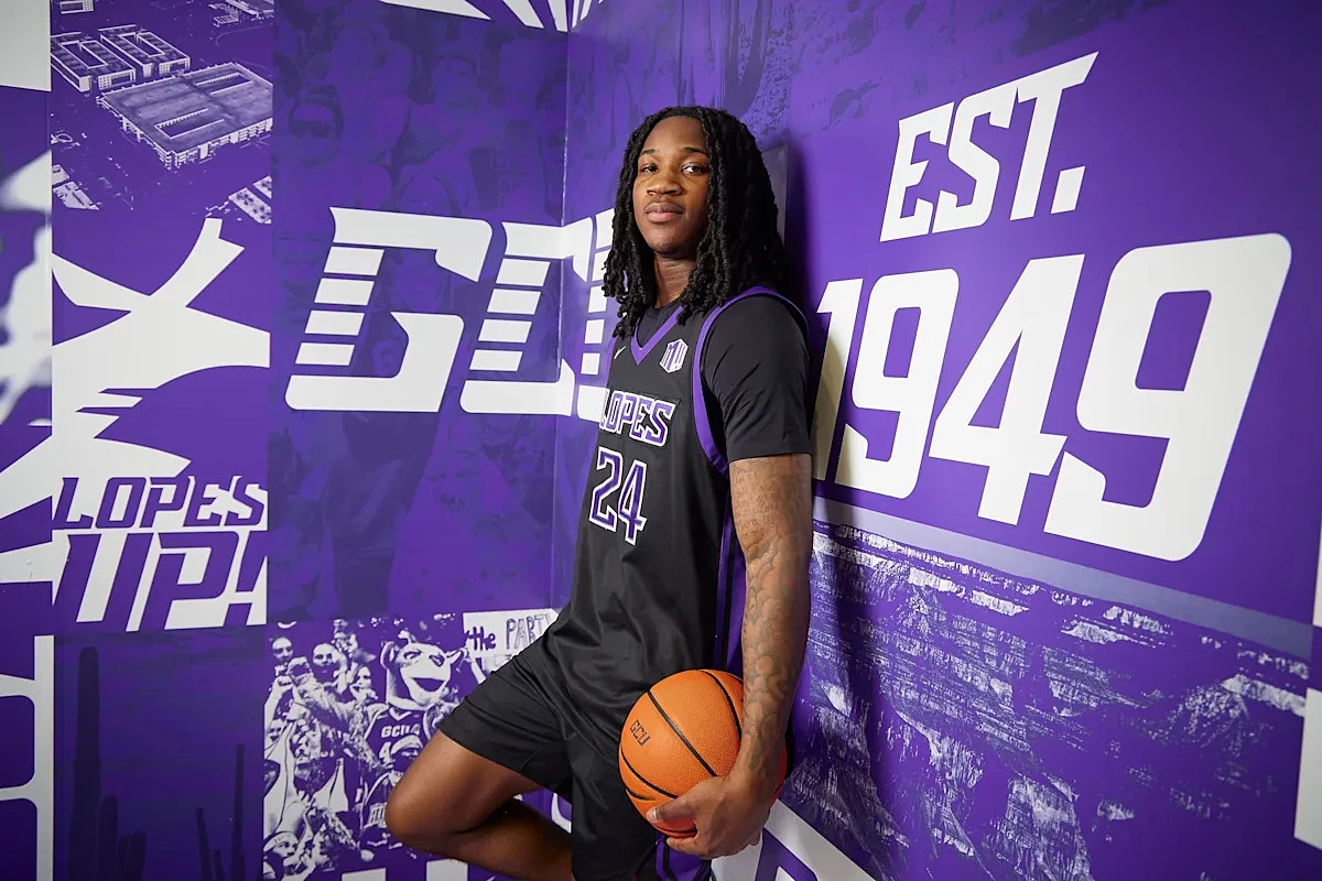 Grand Canyon basketball transfer portal tracker. Zimmerman commits