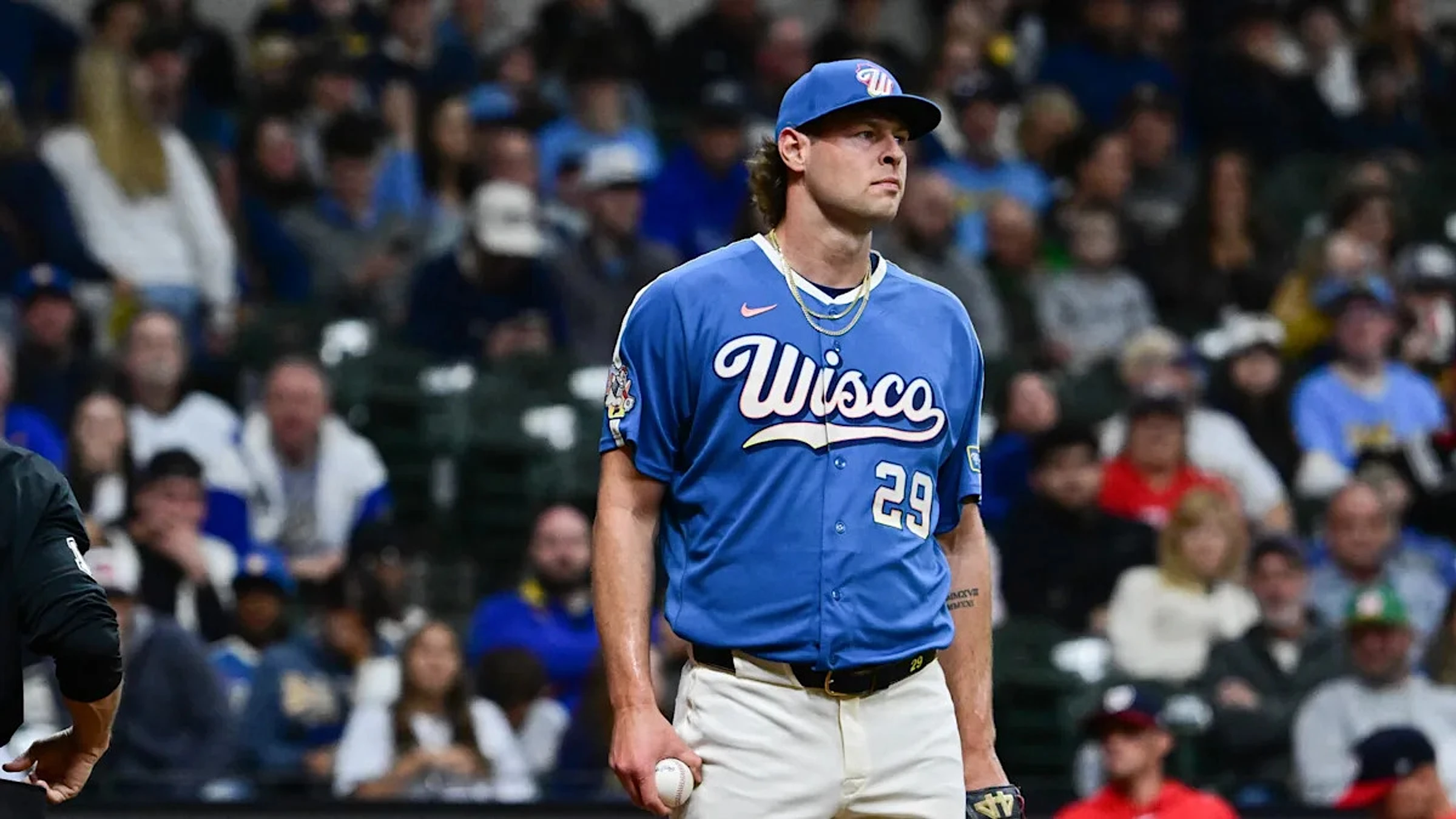 Brewers’ Pat Murphy criticizes booing of Trevor Megill while pondering how to get him back on track