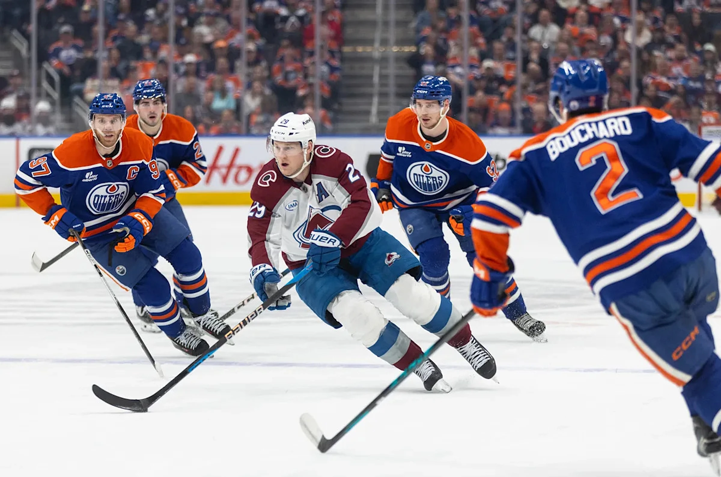 MacKinnon’s all-business season means leading NHL in goals, Hart Trophy chase and occasional smile