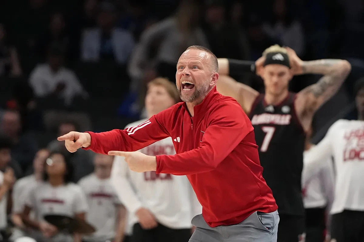 Transfer portal winners, losers: Louisville adds, Kansas struggling