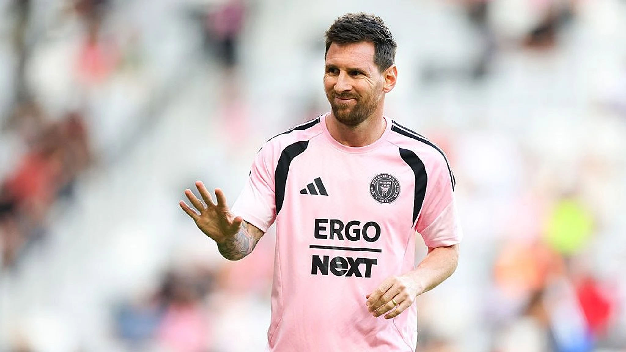 Photographers, try not to cringe as you watch a Lionel Messi shot hit this camera gear